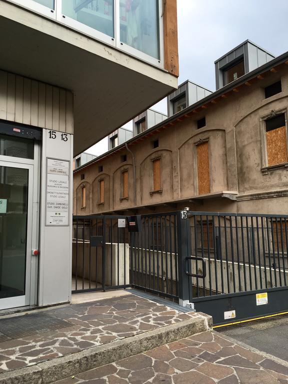 The Little House In Bergamo Apartment Exterior photo